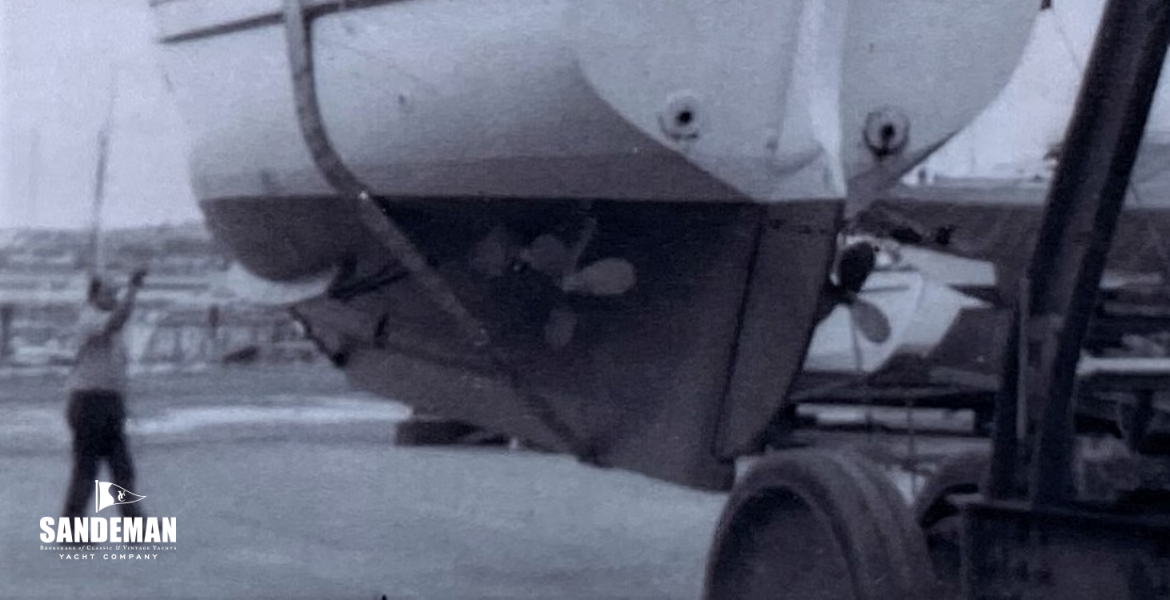 HANDA II 1974 Lift out
