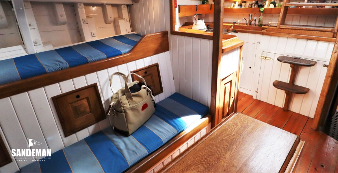 Saloon view aft to galley