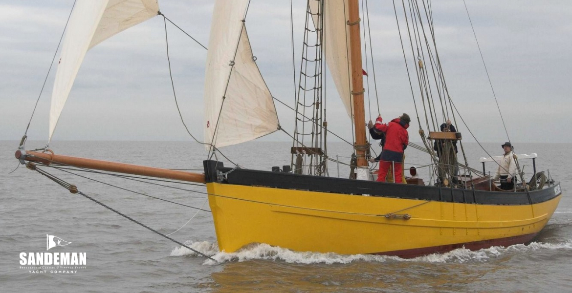 Port bow [Pic: Tim Loftus Boatbuilding]