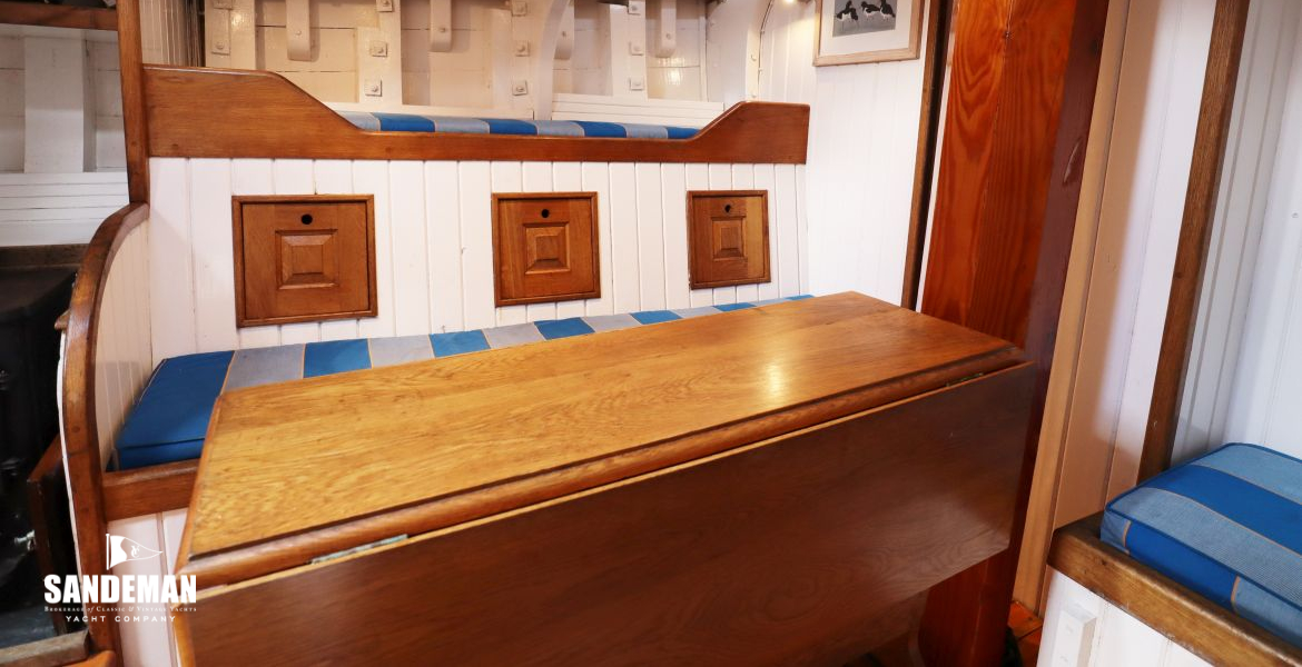 Saloon view to port