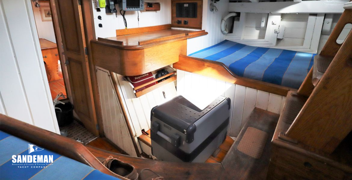 Aft pilot cabin view forward to starboard