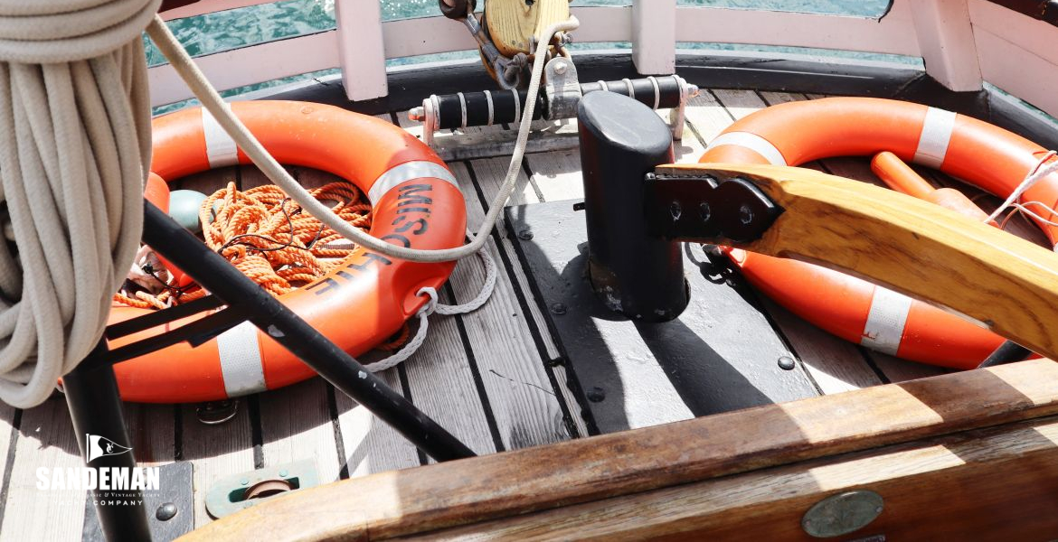 Aft deck details