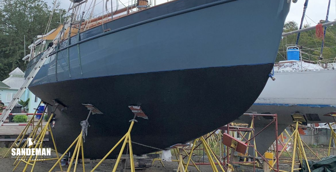 Hauled out - starboard bow