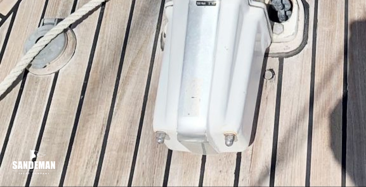 Anchor windlass, chain & chain stopper