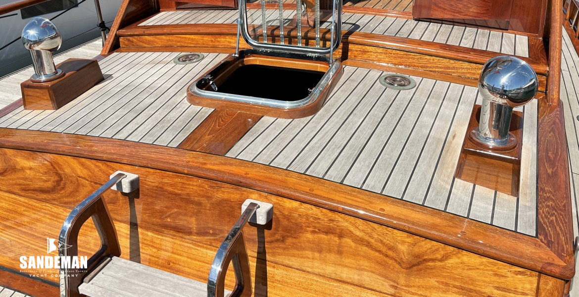 Aft trunk cabin view forward