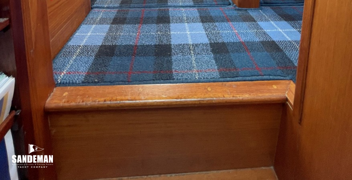 View aft to saloon from Galley
