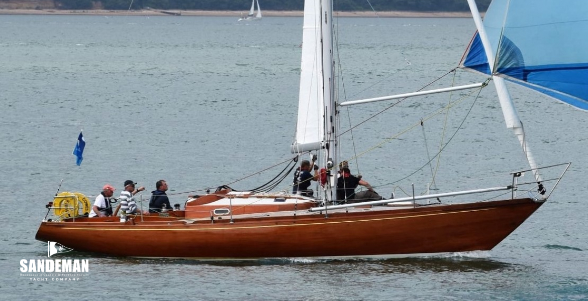 Abeam [Pic: John Green Cowes]