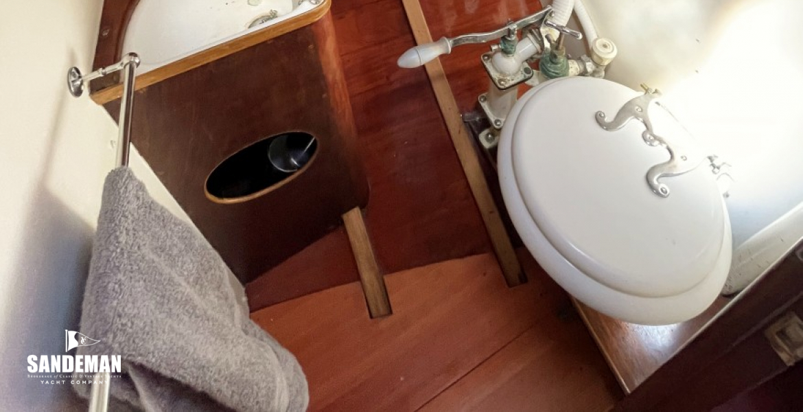 WC Compartment to port