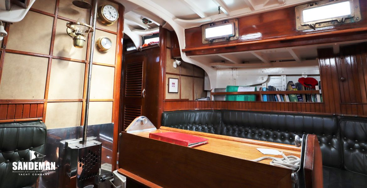 Saloon view forward to starboard