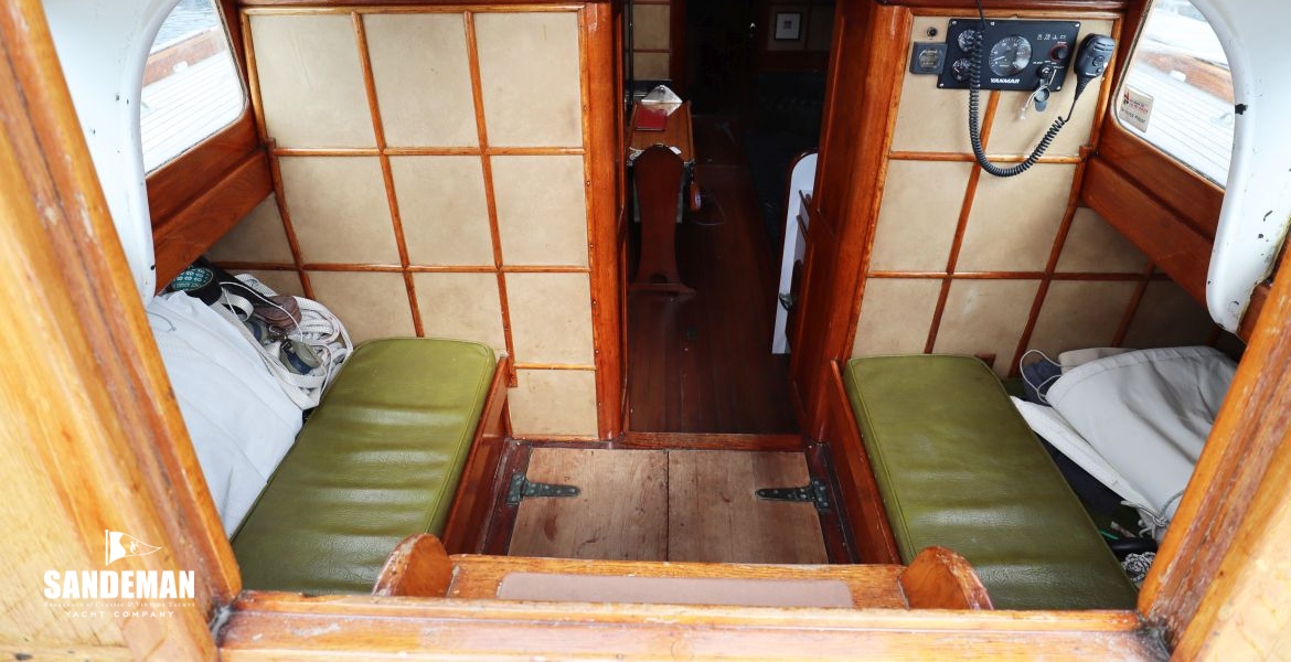 View from companionway into doghouse