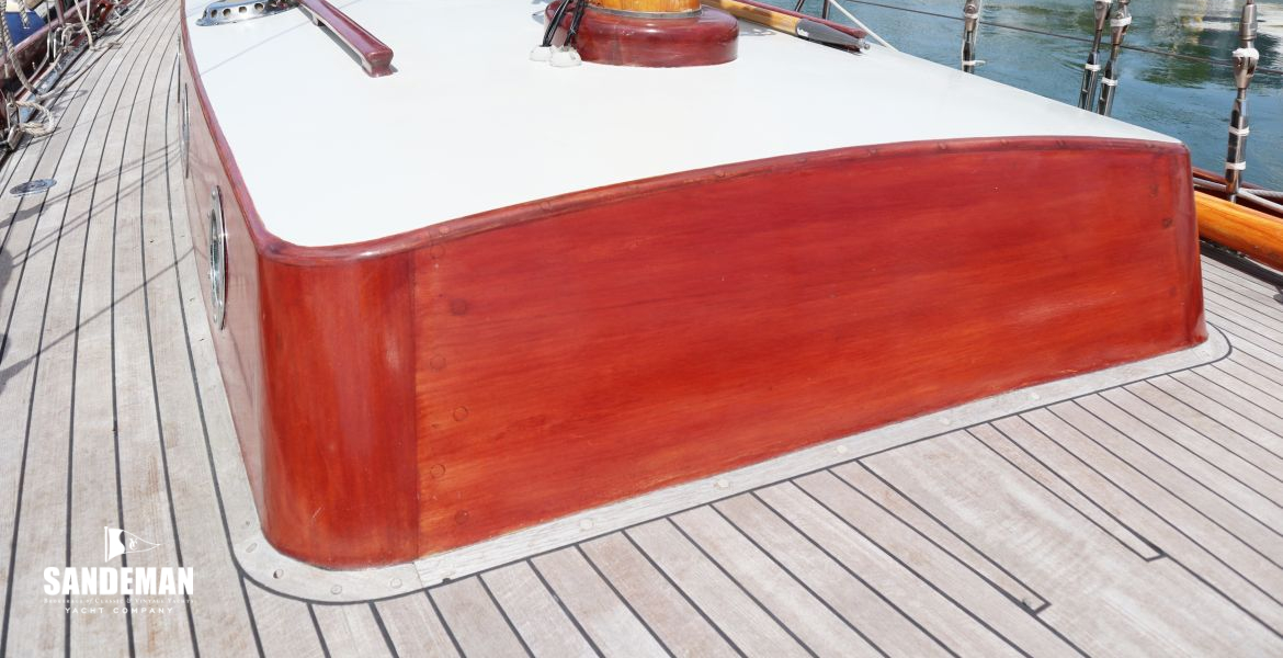 Trunk cabin view aft