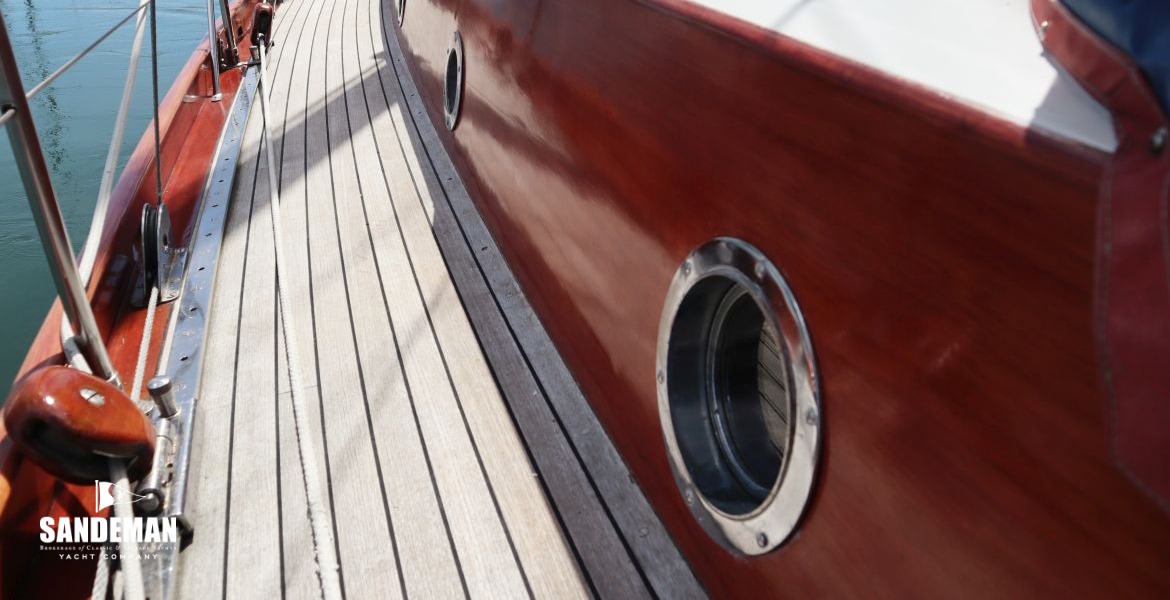 Port side deck view forward