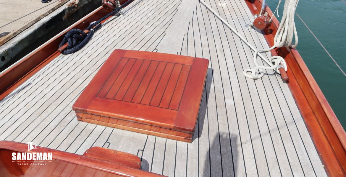 Aft deck view aft