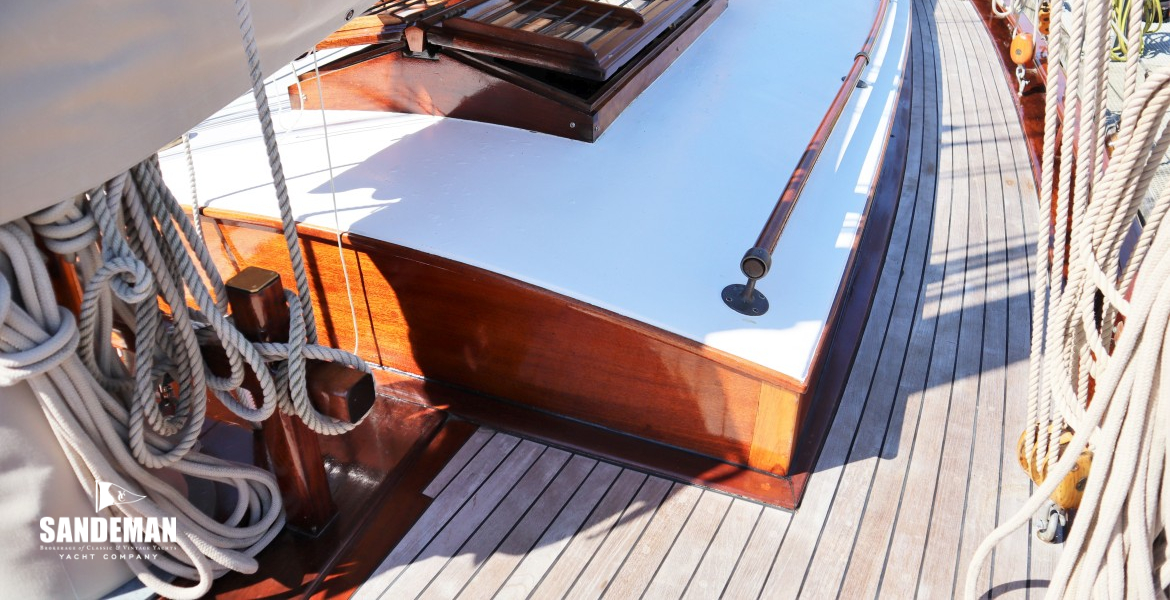 Trunk cabin view aft