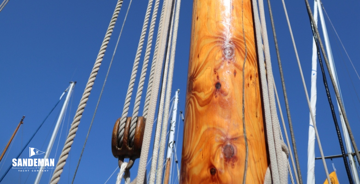 Main mast