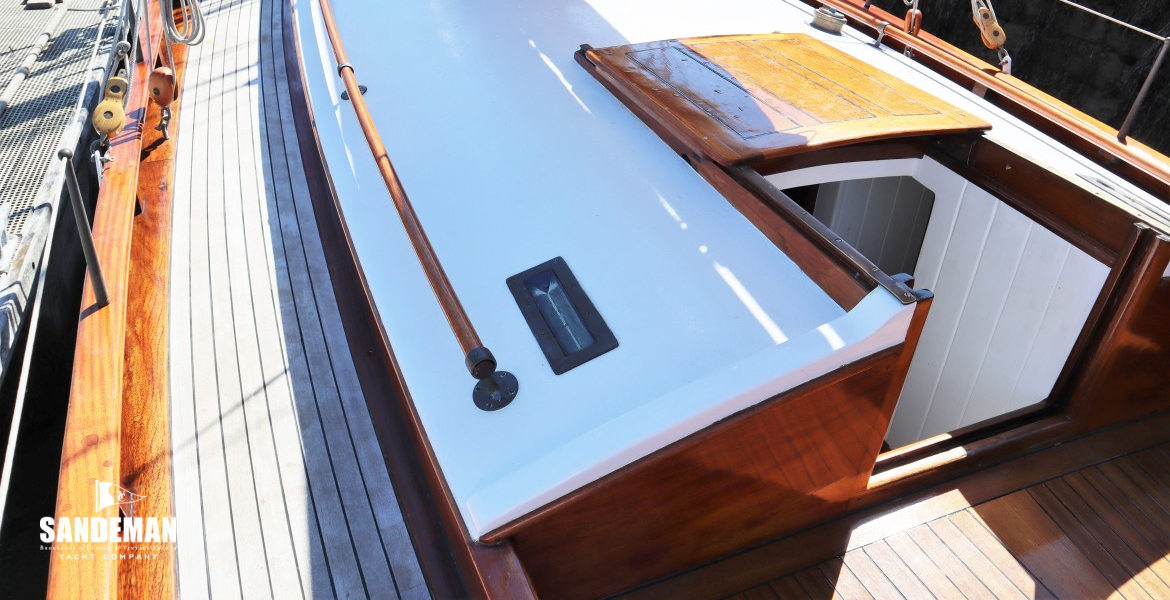 Trunk cabin view forward