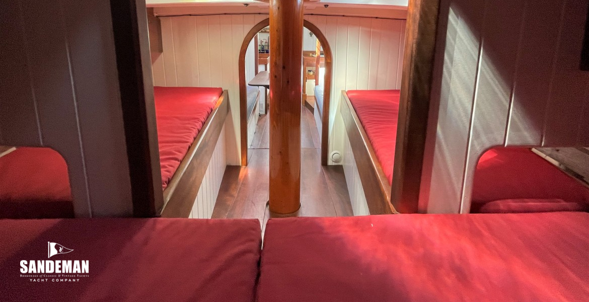 Fo'c'sle cabin view aft