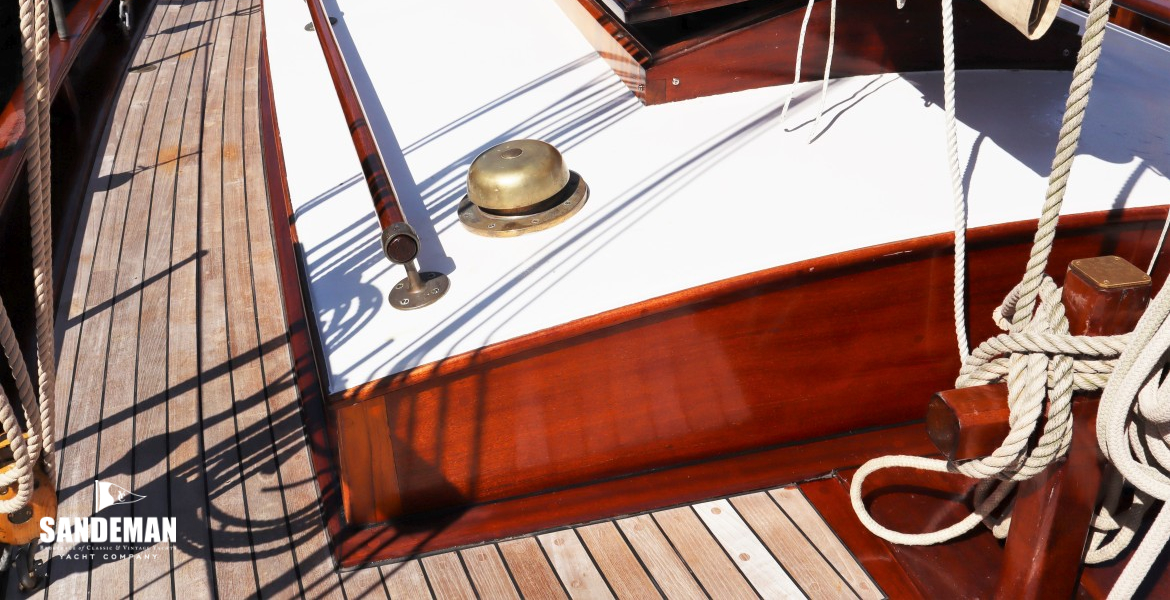 Trunk cabin view aft