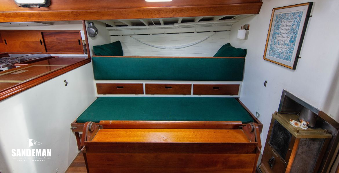 Saloon view to port