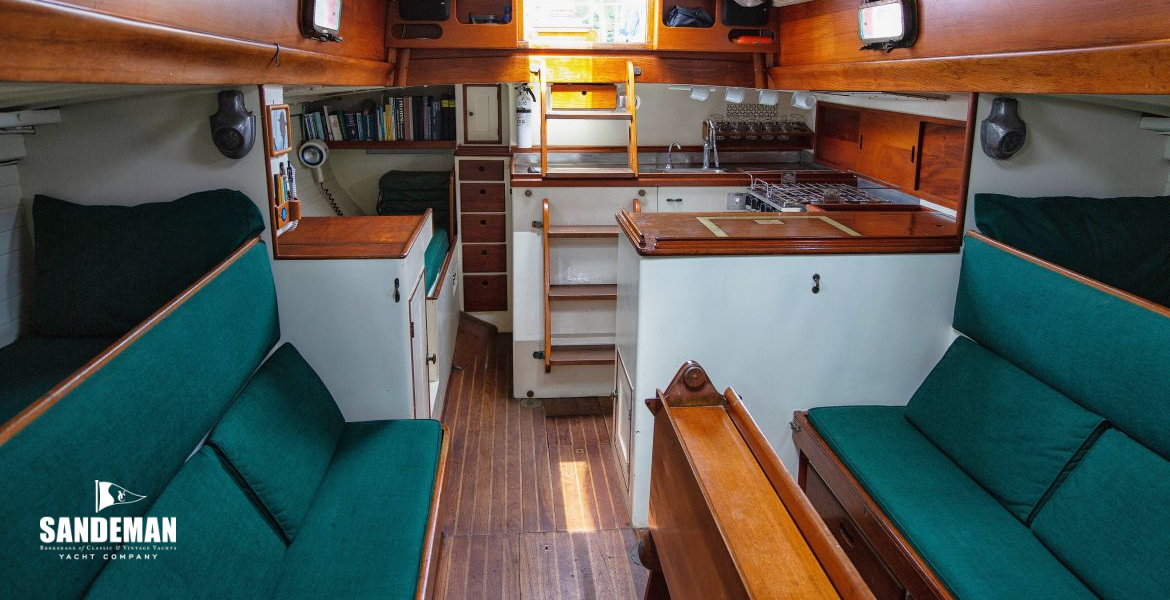 Saloon view aft