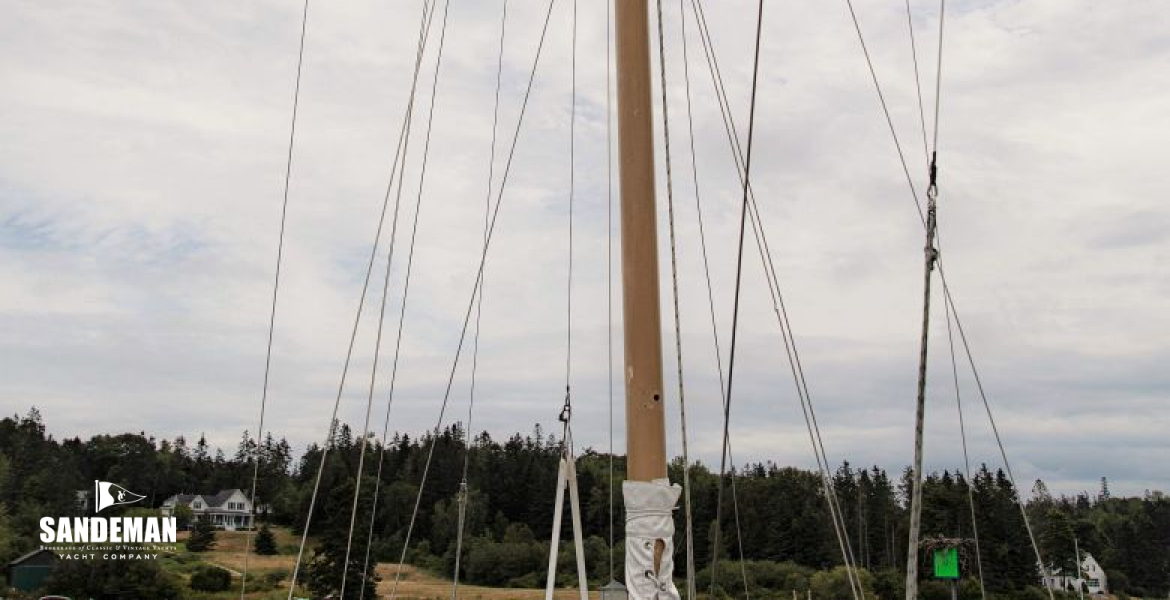 Mizzen mast view aft