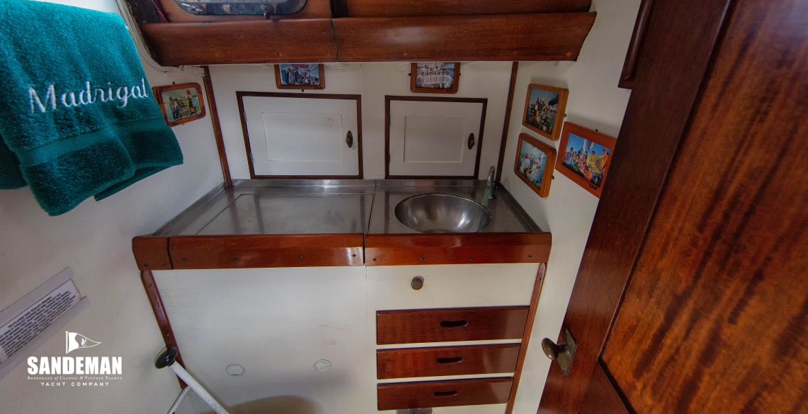 WC Compartment to port