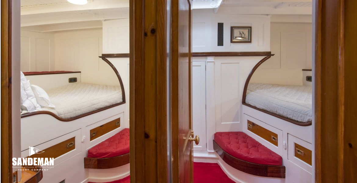 Aft guest cabins to starboard and port