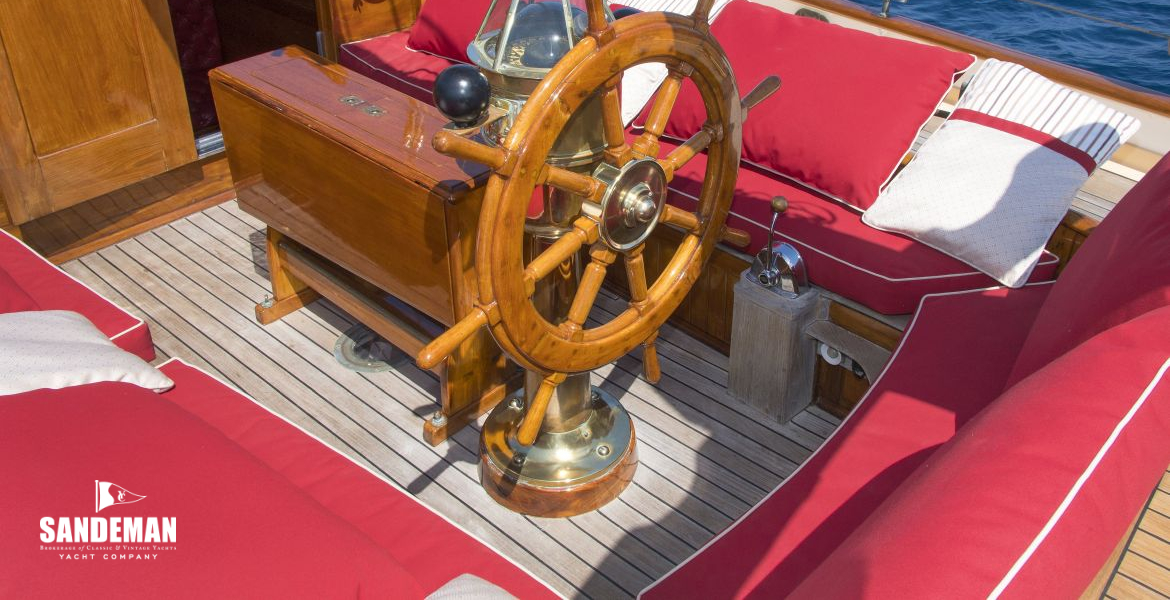 Cockpit view forward to starboard