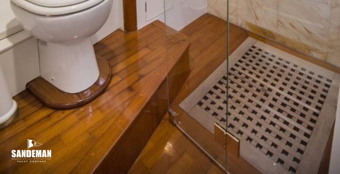 Guest cabin en-suite