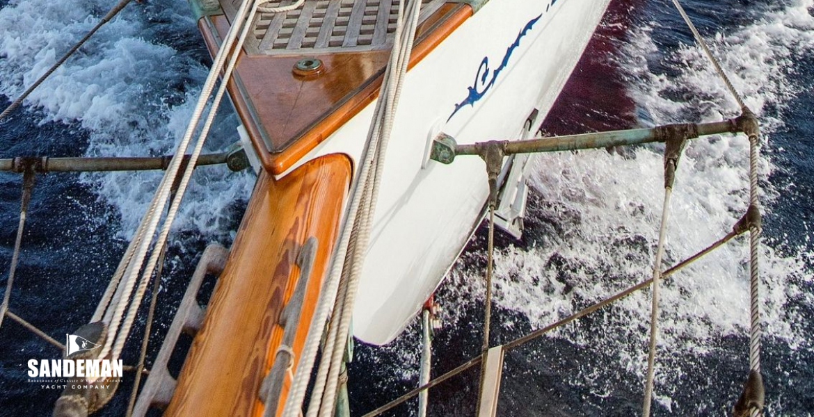 Deck view aft from bowsprit