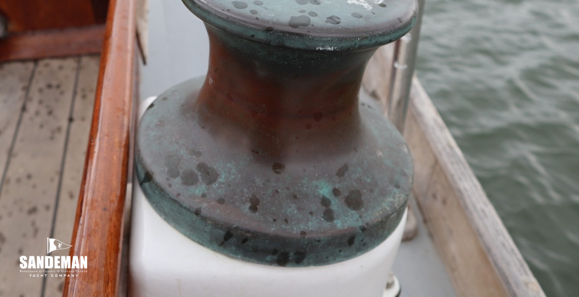 Period winch