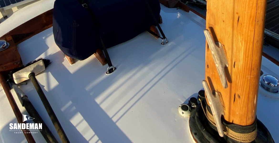 Mainmast view aft