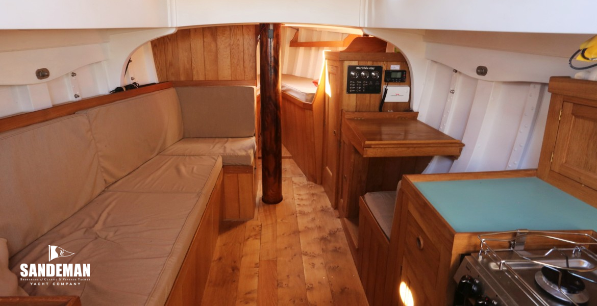 Saloon view forward [Nigel Sharp]