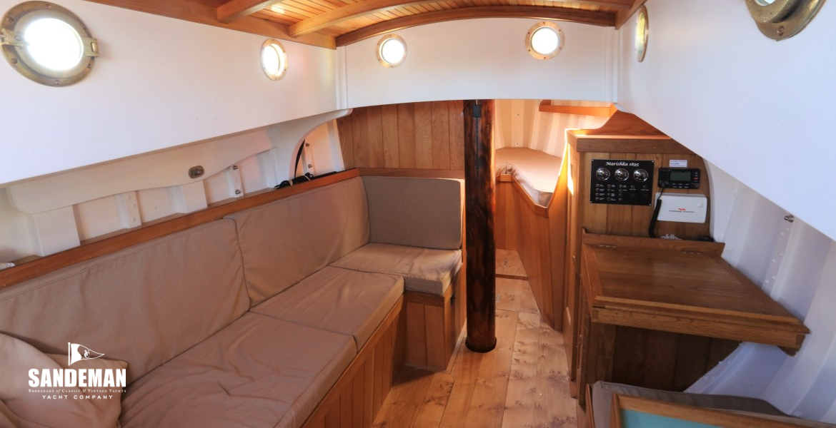 Saloon view forward [Nigel Sharp]