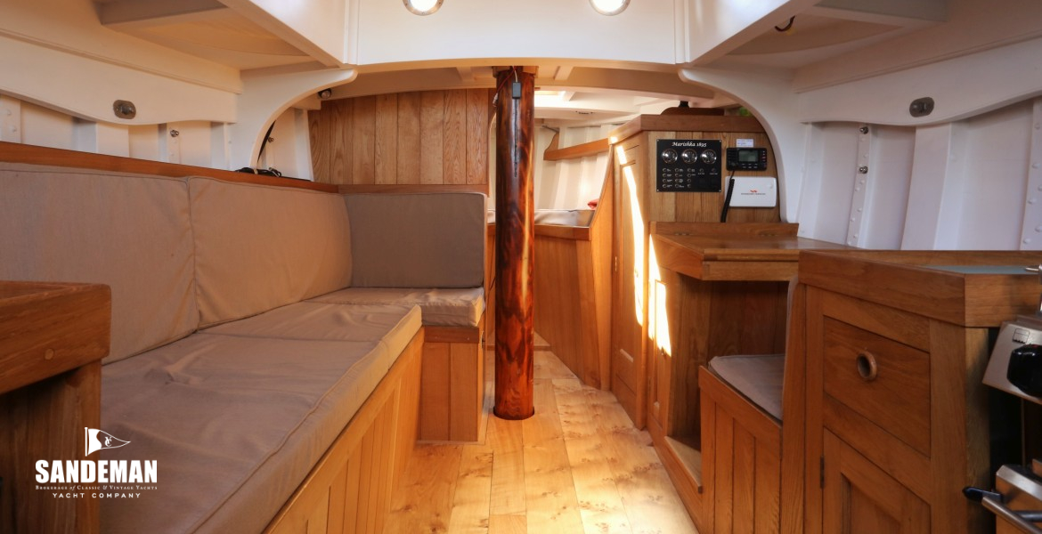 Saloon view forward [Nigel Sharp]