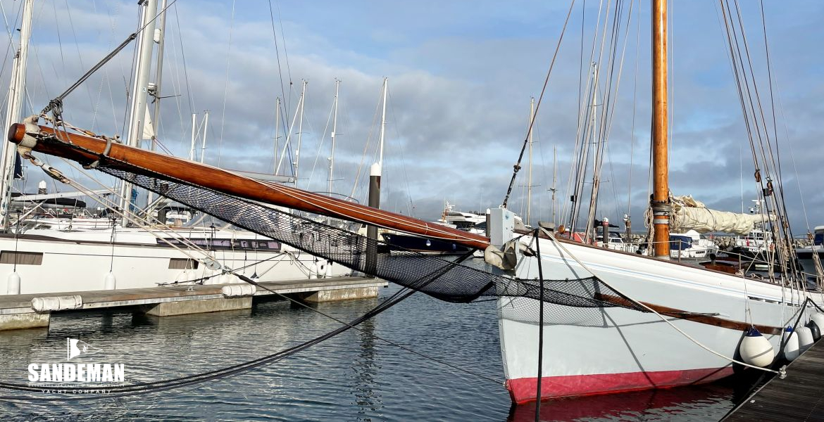 Port bow