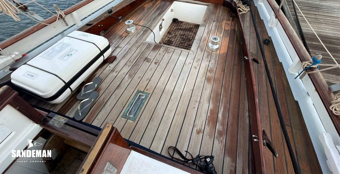 Cockpit view aft