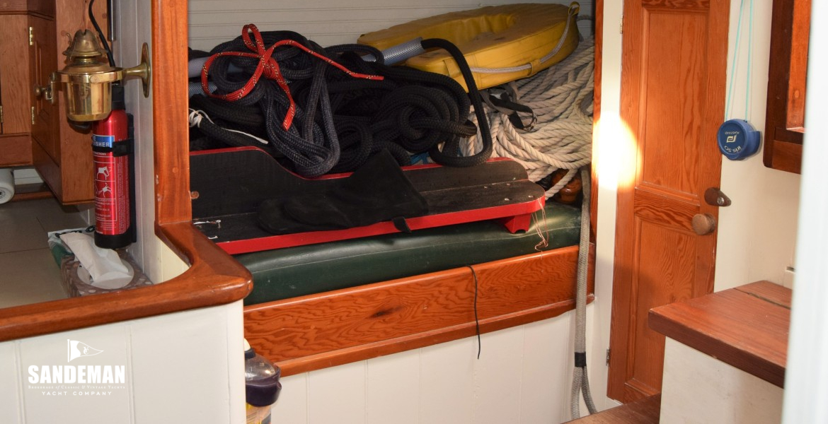 Starboard quarter berth