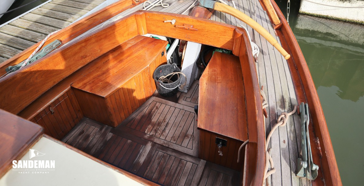 Cockpit view aft to starboard