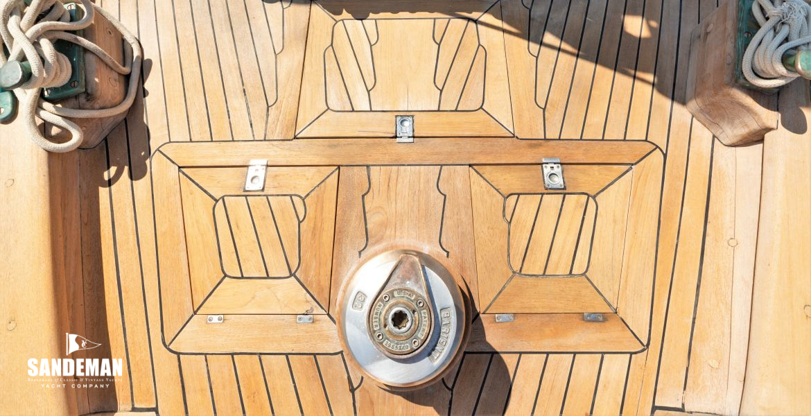 Aft deck details
