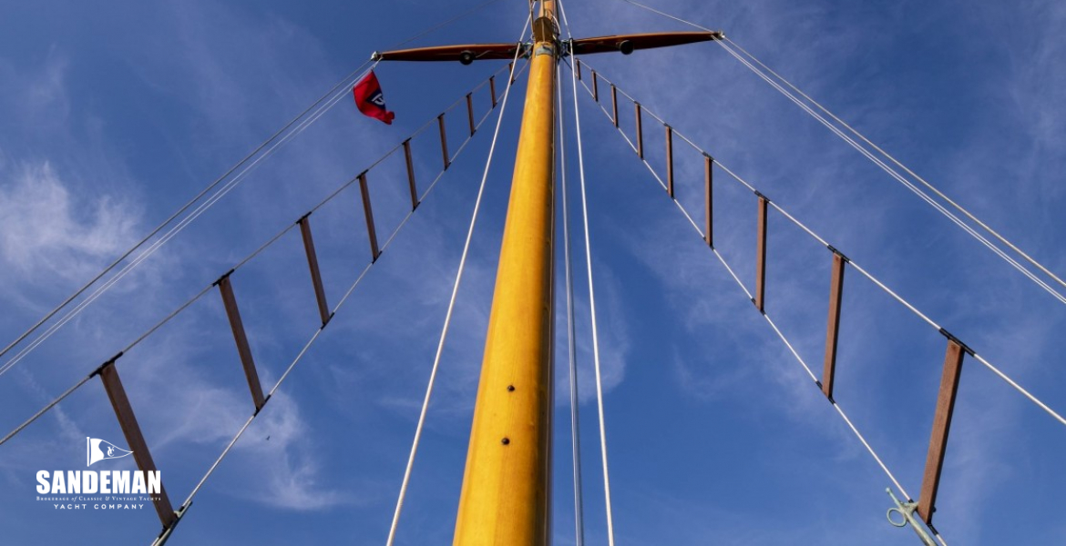 Mast view aft