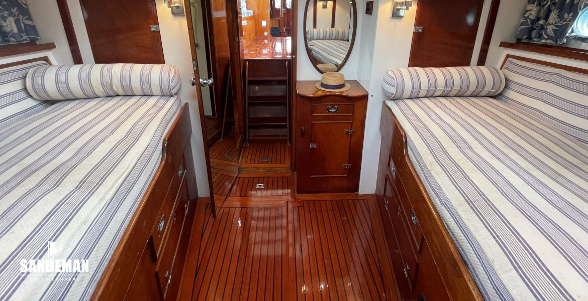RAMPART 48 TWIN SCREW CLASSIC MOTOR YACHT 1962/2002