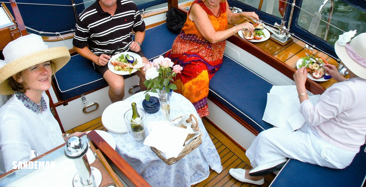 On the Thames - aft cockpit