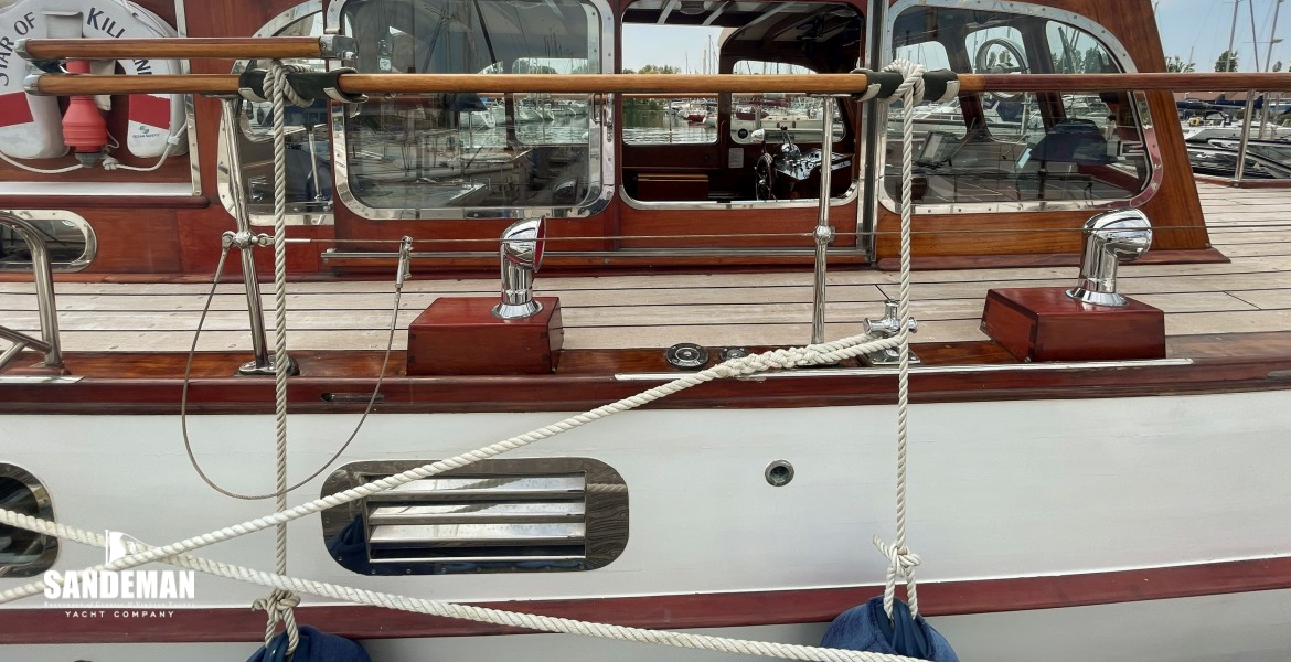 Wheelhouse starboard