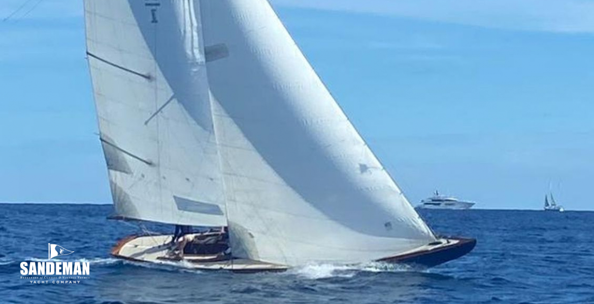 Port tack view stbd bow