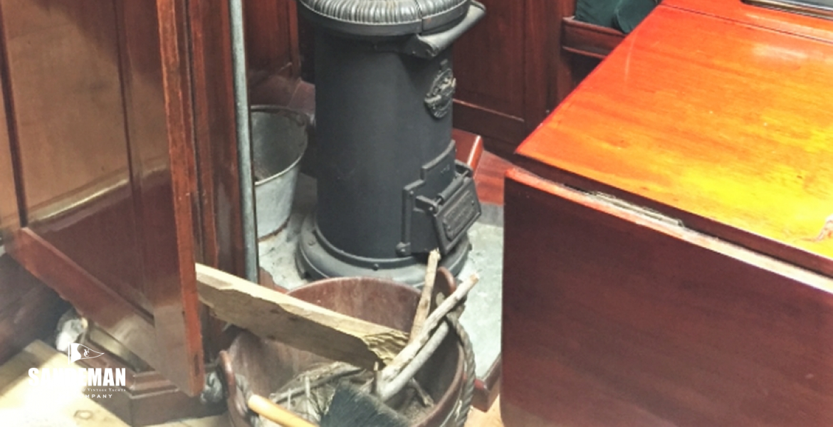 Saloon view forward to starboard