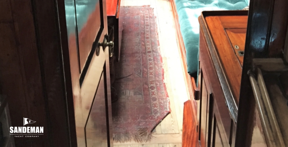 Galley view aft to saloon