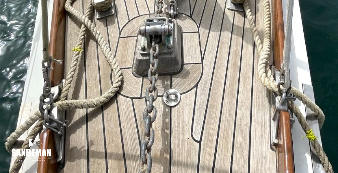 View aft from foredeck
