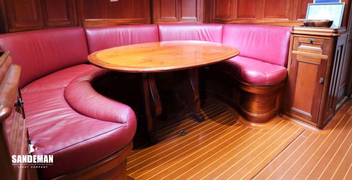 (2) Saloon view forward to port