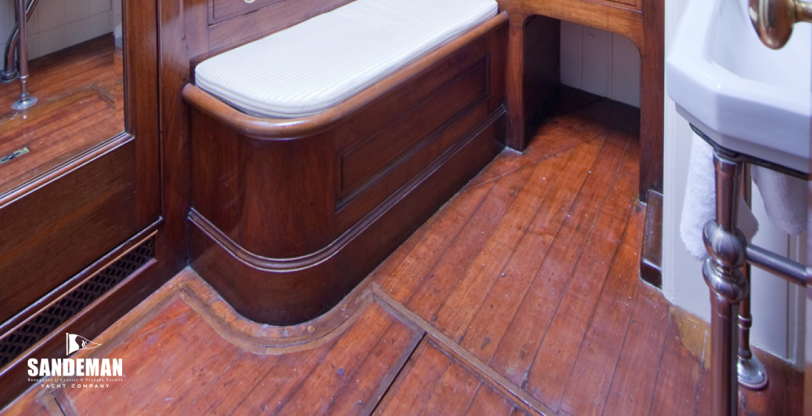 Starboard guest cabin [Photo: Bruce Thomas]